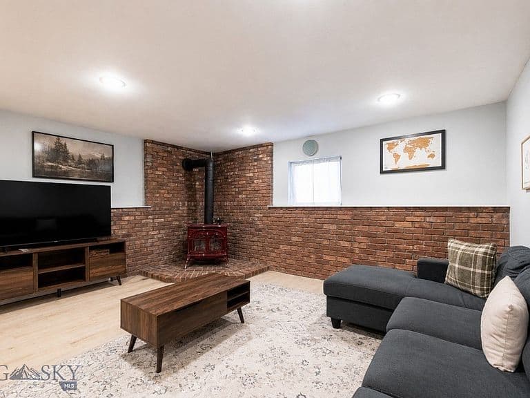 91 Stiles Ave photo 3