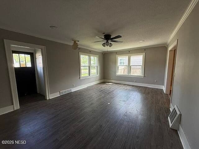 823 N Jay St photo 4