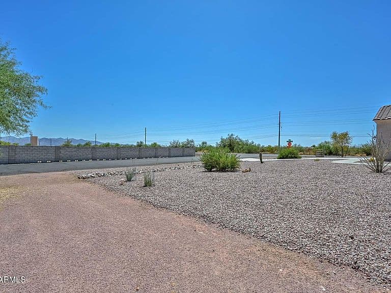 21836 W QUAILS NEST -- photo 4