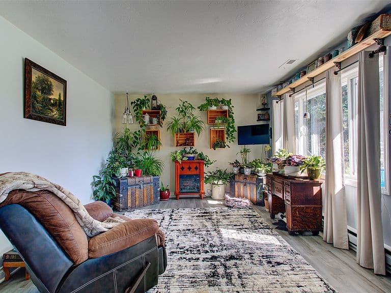 3710 E Riggs St photo 3