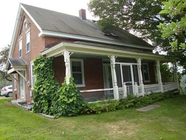 992 Route 120 photo 2