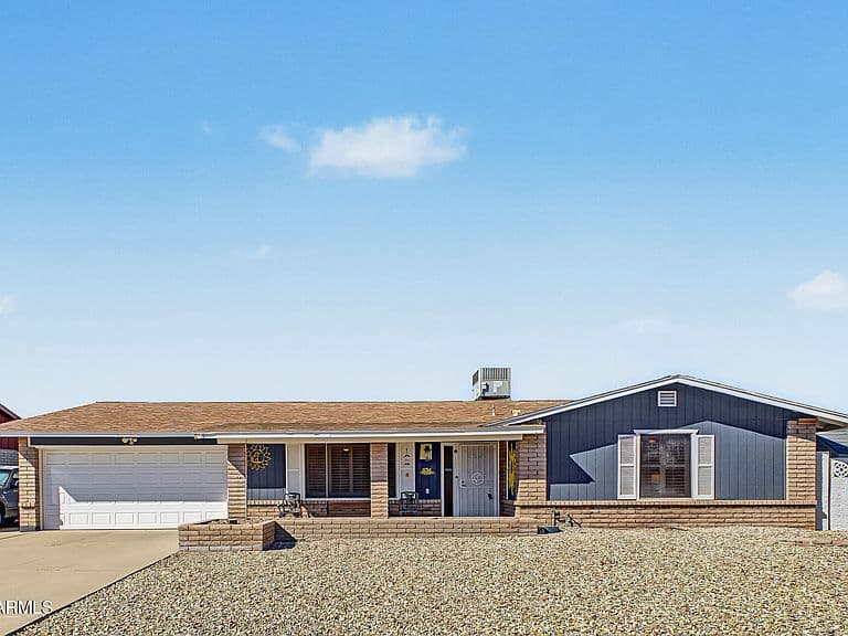 634 E VIA ELENA Street photo 1