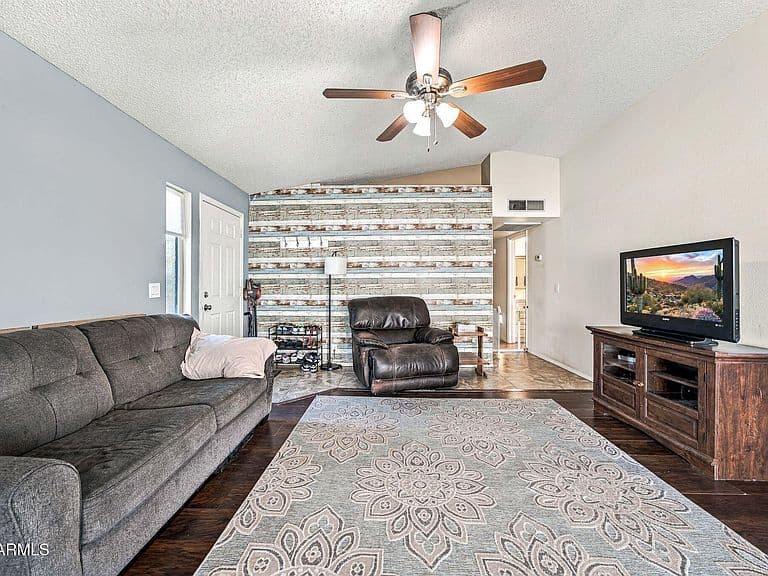 3704 W VILLA MARIA Drive photo 5
