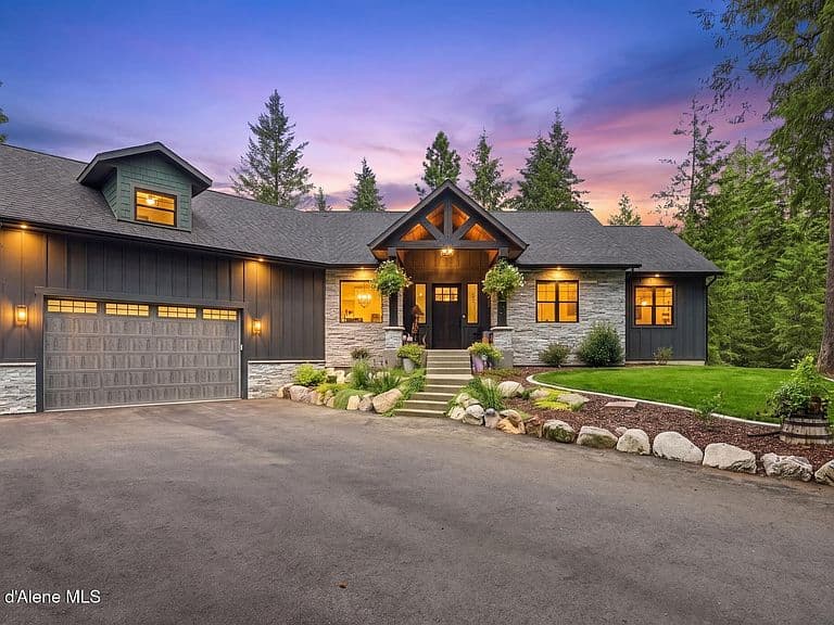 273 Songbird Way photo 1