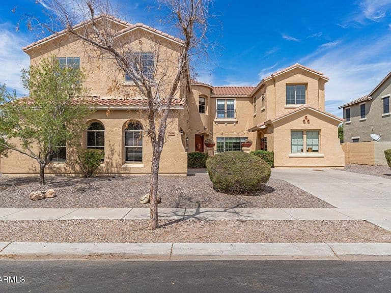 2894 E JANELLE Way photo 2