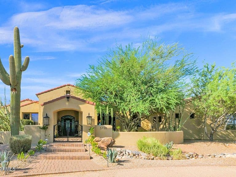 5716 E MILTON Drive photo 4