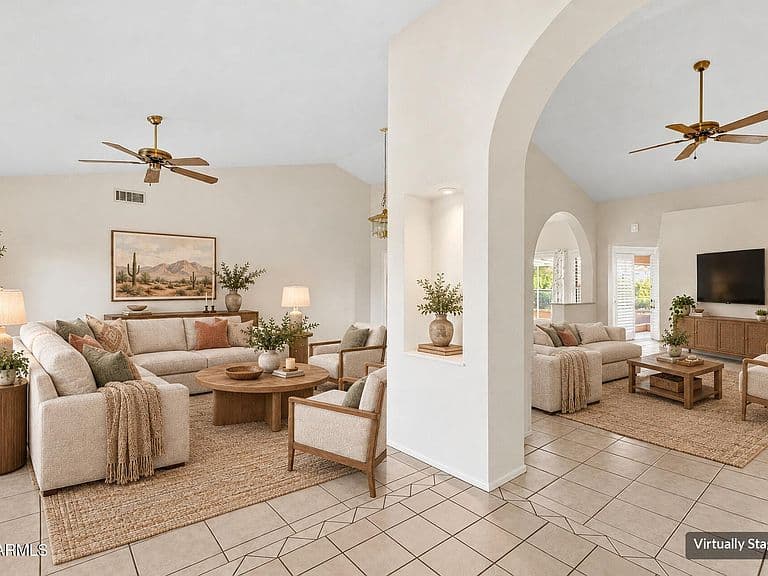 15013 W SENTINEL Drive photo 4