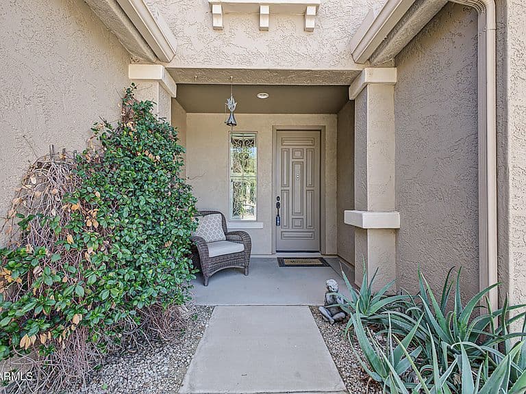 1157 W DESERT LILY Drive photo 4