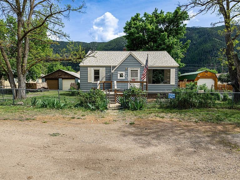307 Speedway Ave photo 1