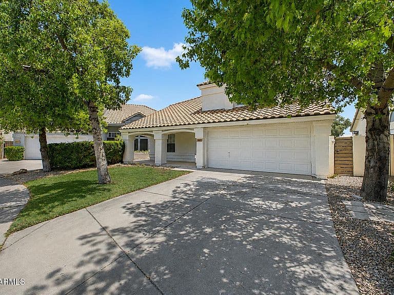 1401 N JAMAICA Way photo 2