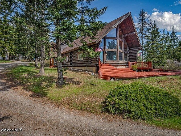 1333 S Northern Lights Blvd photo 2