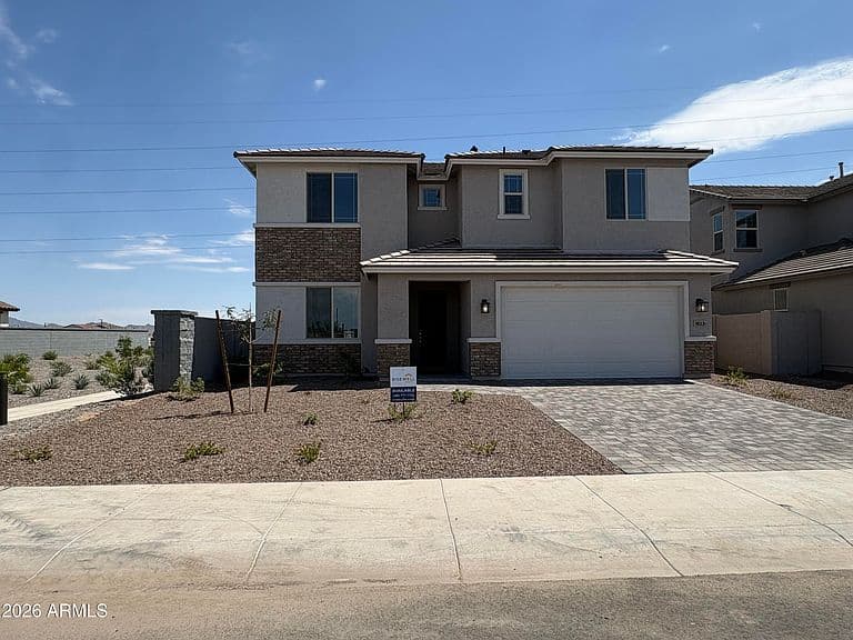 18213 W Pioneer Street photo 1