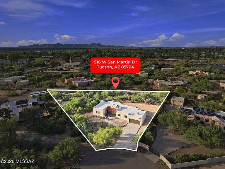 916 W San Martin Dr photo 3