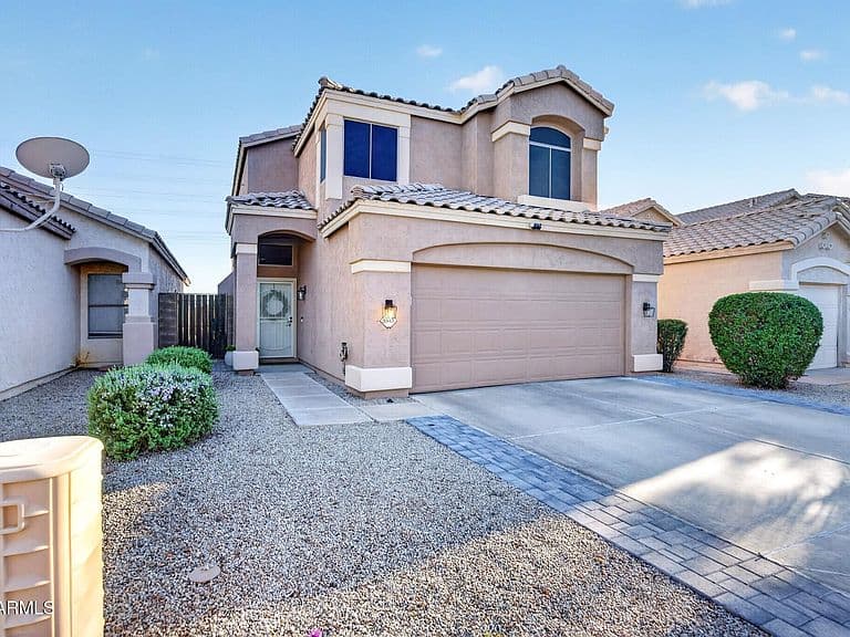 3545 W WHISPERING WIND Drive photo 2