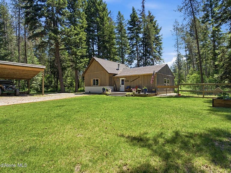 24554 N Estates Dr photo 2