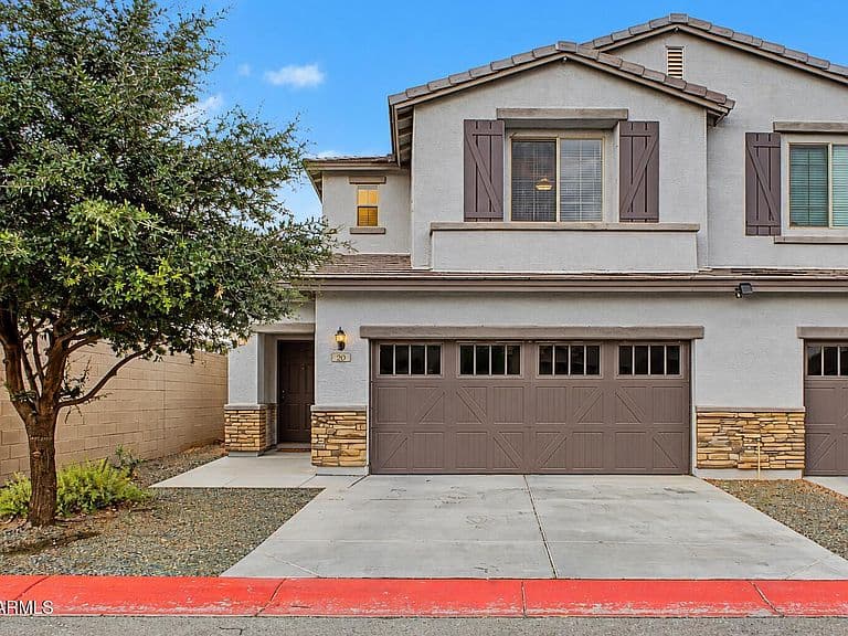2339 E UNIVERSITY Drive #20 photo 1