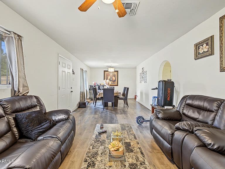 3618 W MARICOPA Street photo 4