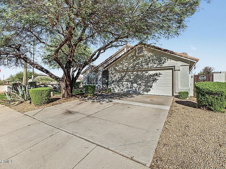 6004 E SIERRA BLANCA Street photo 2