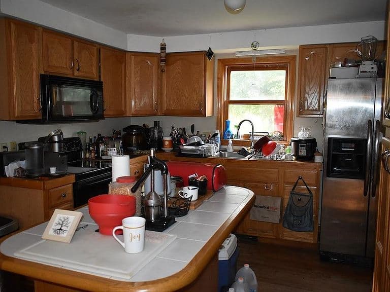13 Upland Drive photo 2