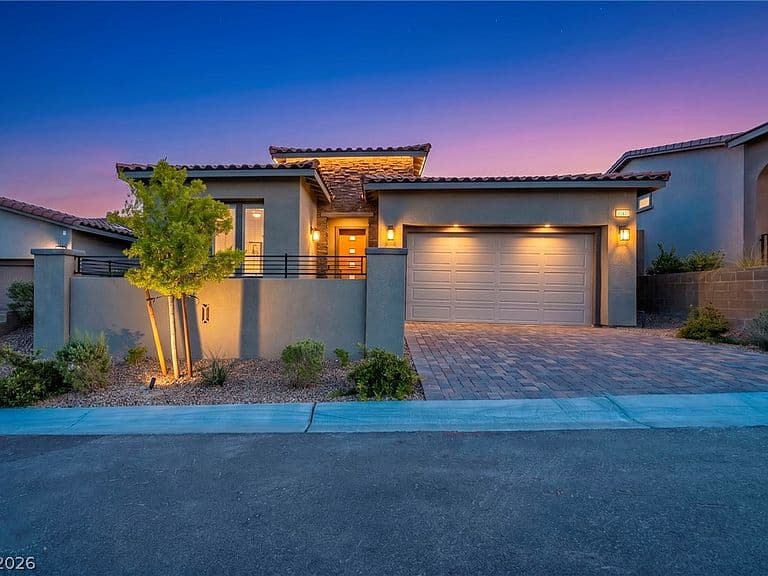 11617 Falcon Gorge Ave photo 1