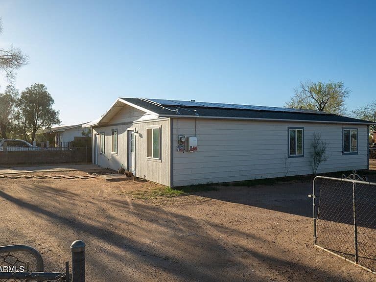 402 W BATTAGLIA Road photo 3