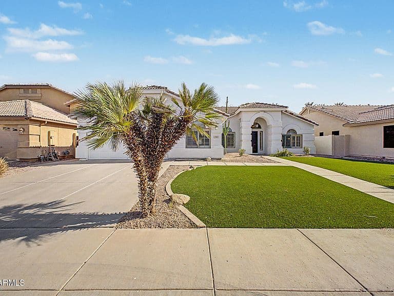 1783 E ARABIAN Drive photo 2