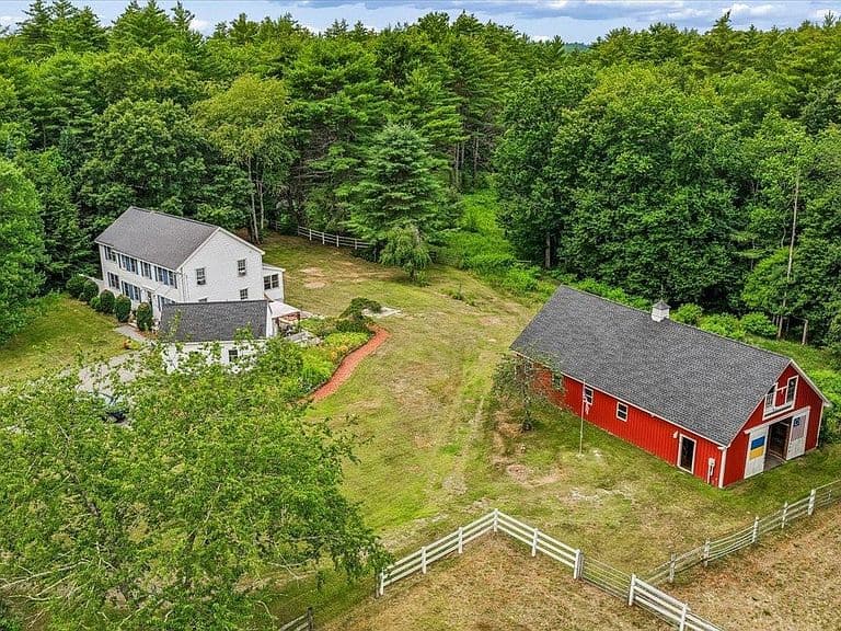 130 Joppa Road photo 1