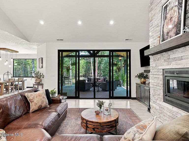 273 Songbird Way photo 4