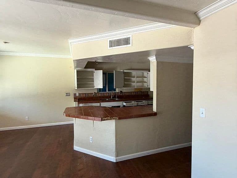 1838 W Calle Del Arroyito photo 3