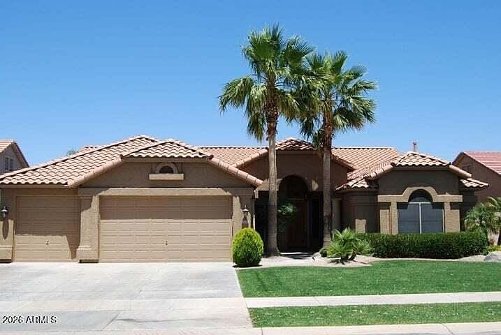 1520 W BARTLETT Way photo 2