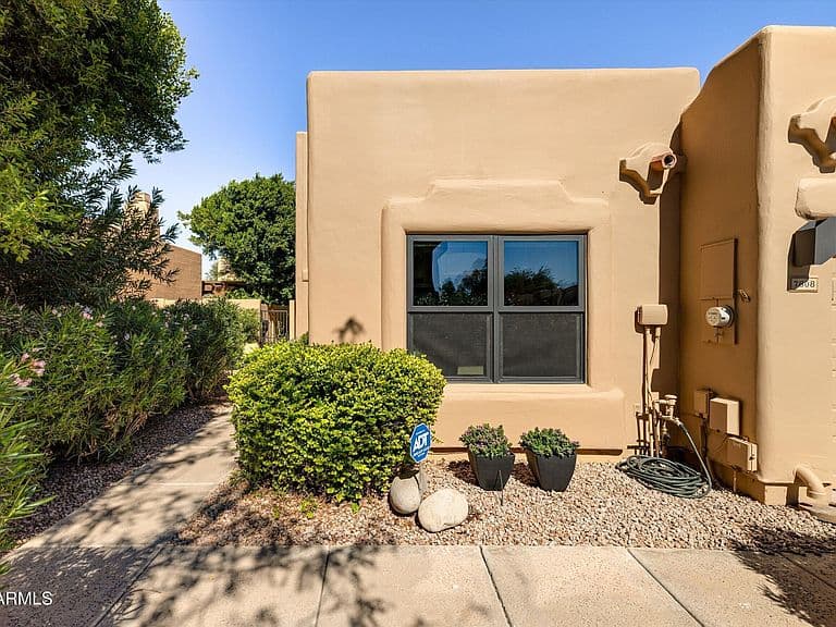 7808 E SAN MIGUEL Avenue photo 3