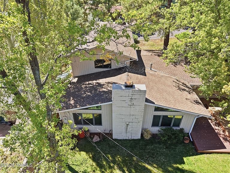 3704 N Grandview Dr photo 3