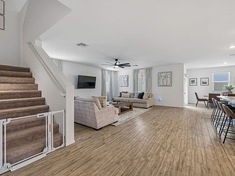 47216 W MELLEN Lane photo 4