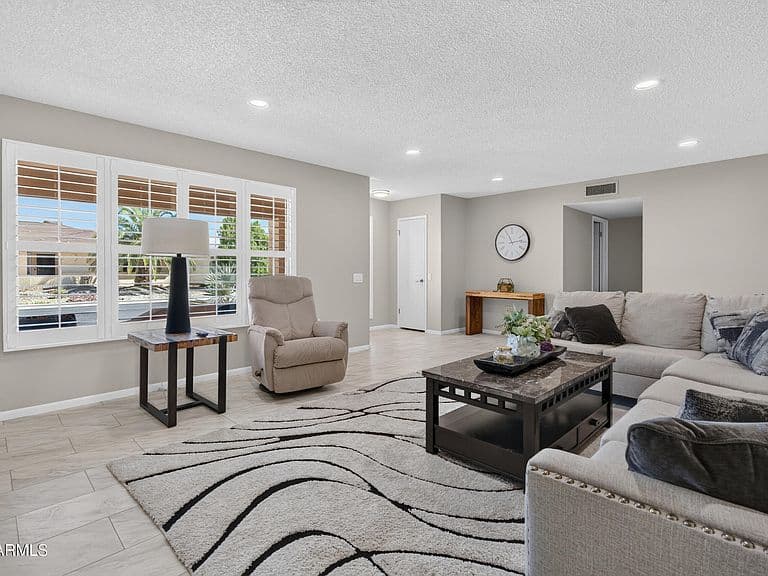 13207 W GAUCHO Drive photo 3