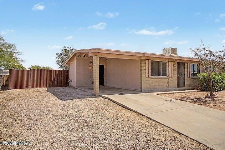 2328 W Ian Pl photo 1