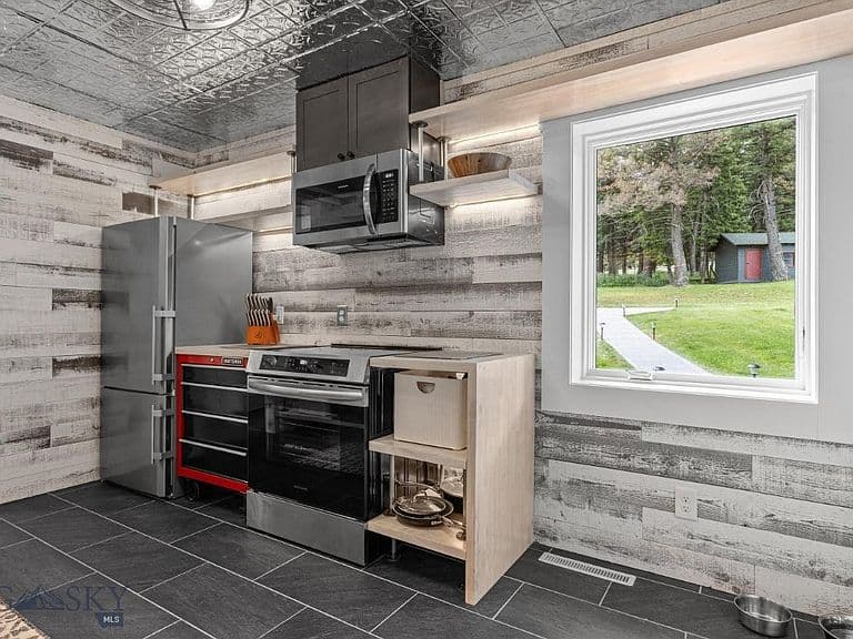 14470 Cottonwood Canyon Rd photo 4
