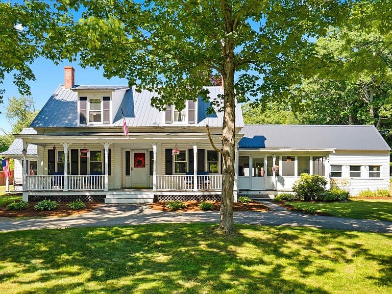 131 Clinton Road photo 3