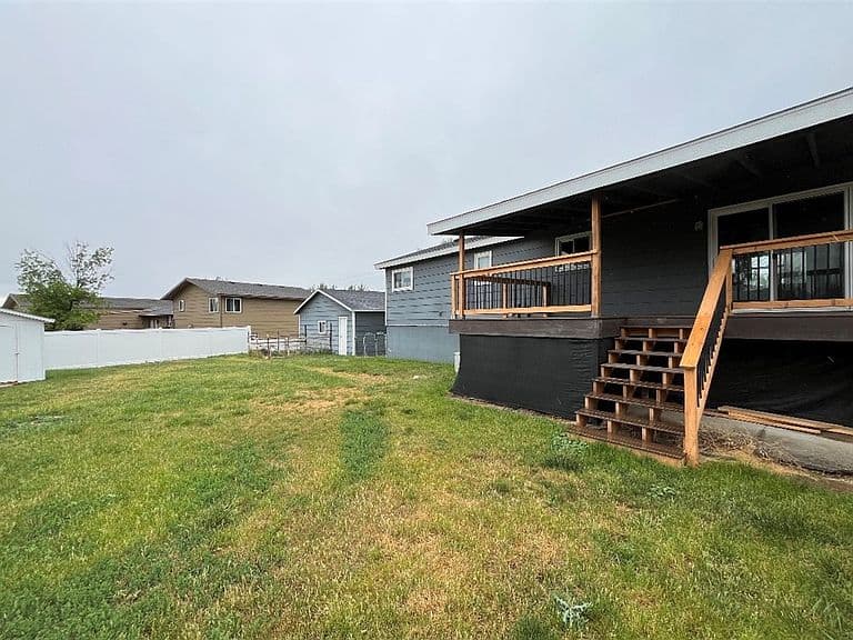 3444 Becraft Ln photo 4