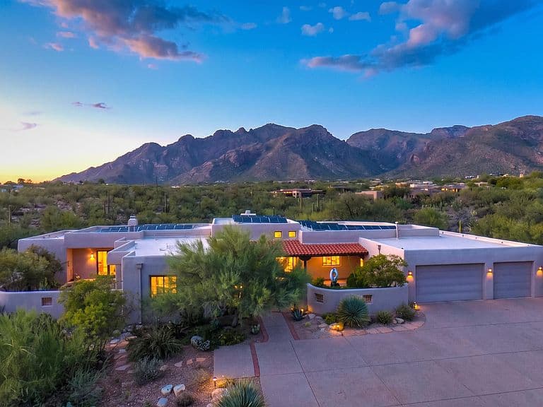 1872 E Quiet Canyon Dr photo 1