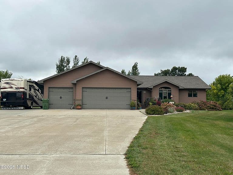 2204 S Serenity Dr photo 4