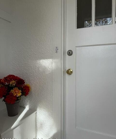 632 3rd St W photo 2