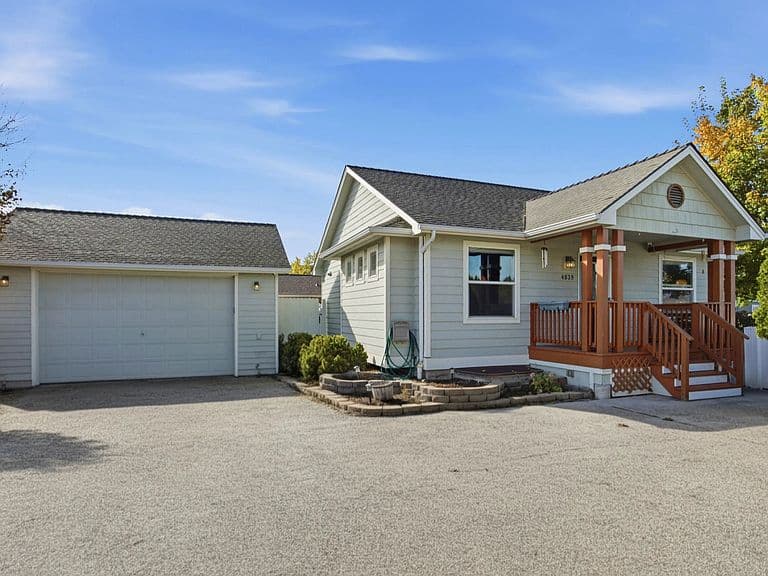 4839 Potter Park Loop photo 2