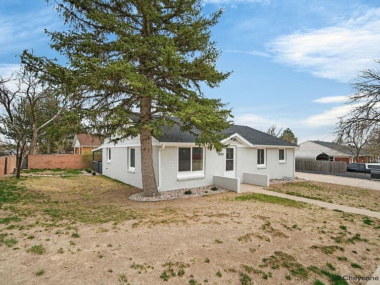 4783 Cole Pl photo 2