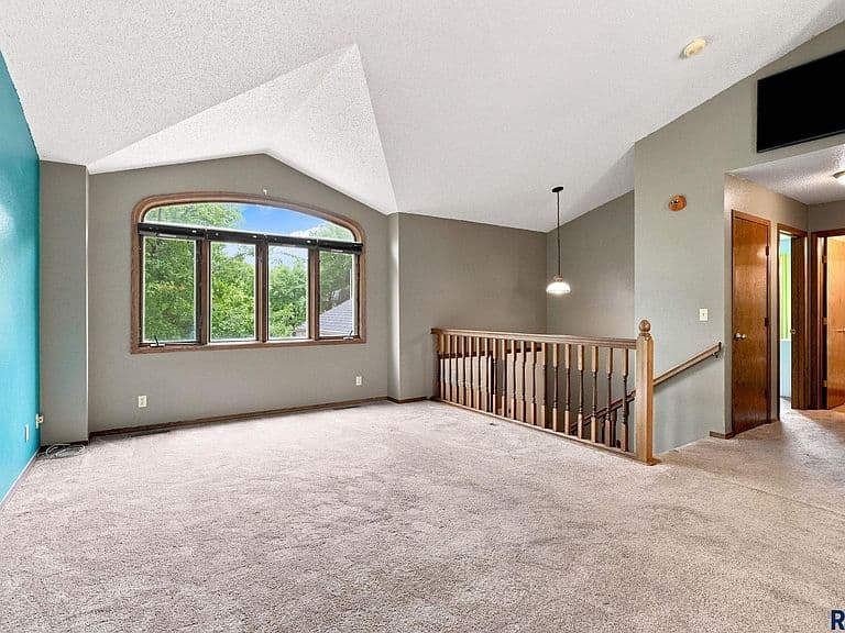900 E Magnolia Dr photo 4