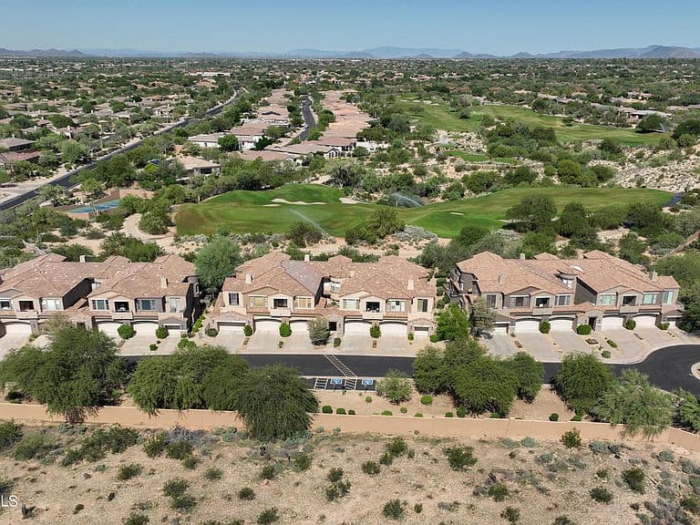 19475 N GRAYHAWK Drive #1007 photo 4