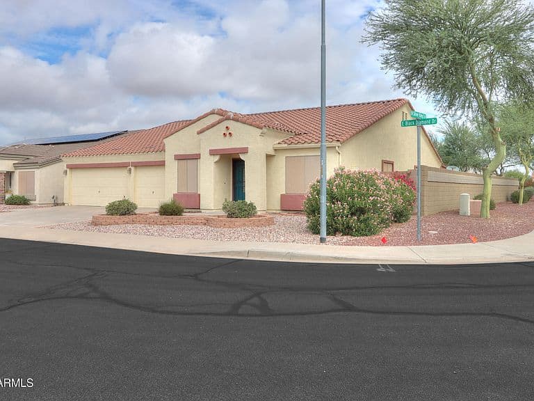 518 E BLACK DIAMOND Drive photo 3