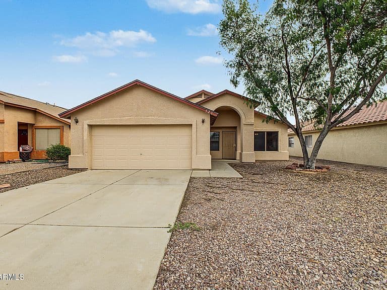 727 S DEL RIO Court photo 1