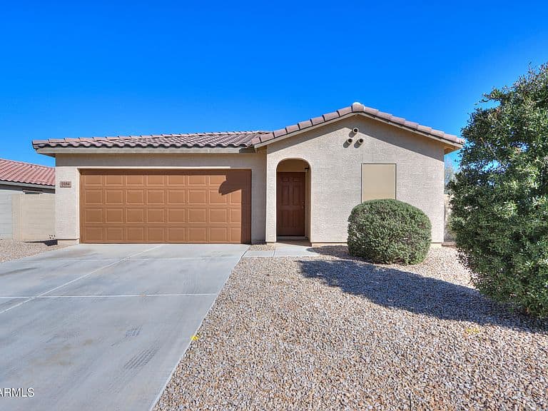 1684 E Judi Street photo 4