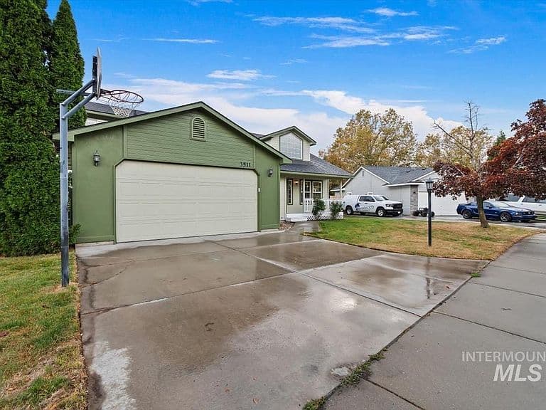 3511 E Judicial Dr photo 3
