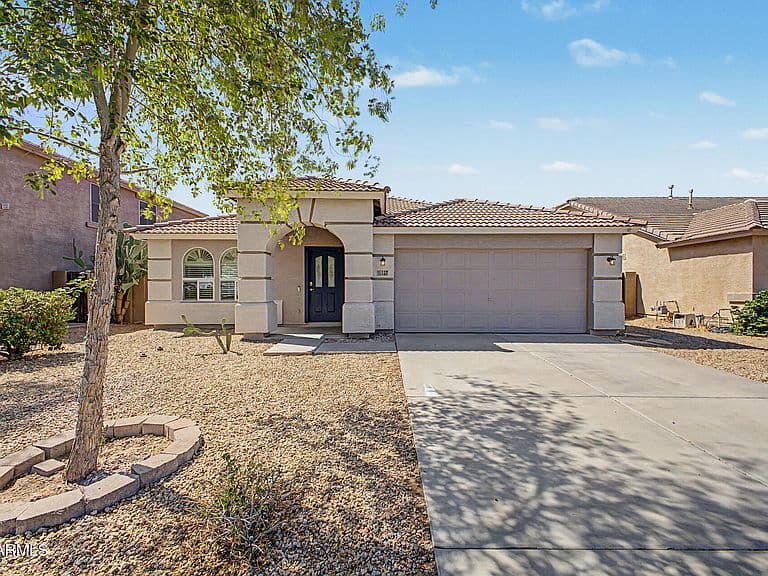 15337 W POINSETTIA Drive photo 1